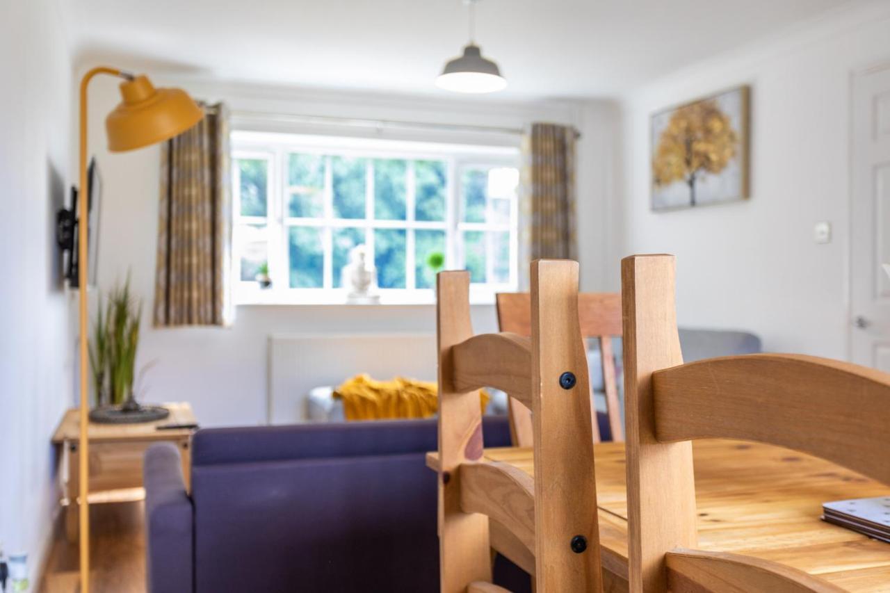 Maunsell House - Lovely Central Home Near Designer Outlets & Town With Parking 阿什弗德 外观 照片