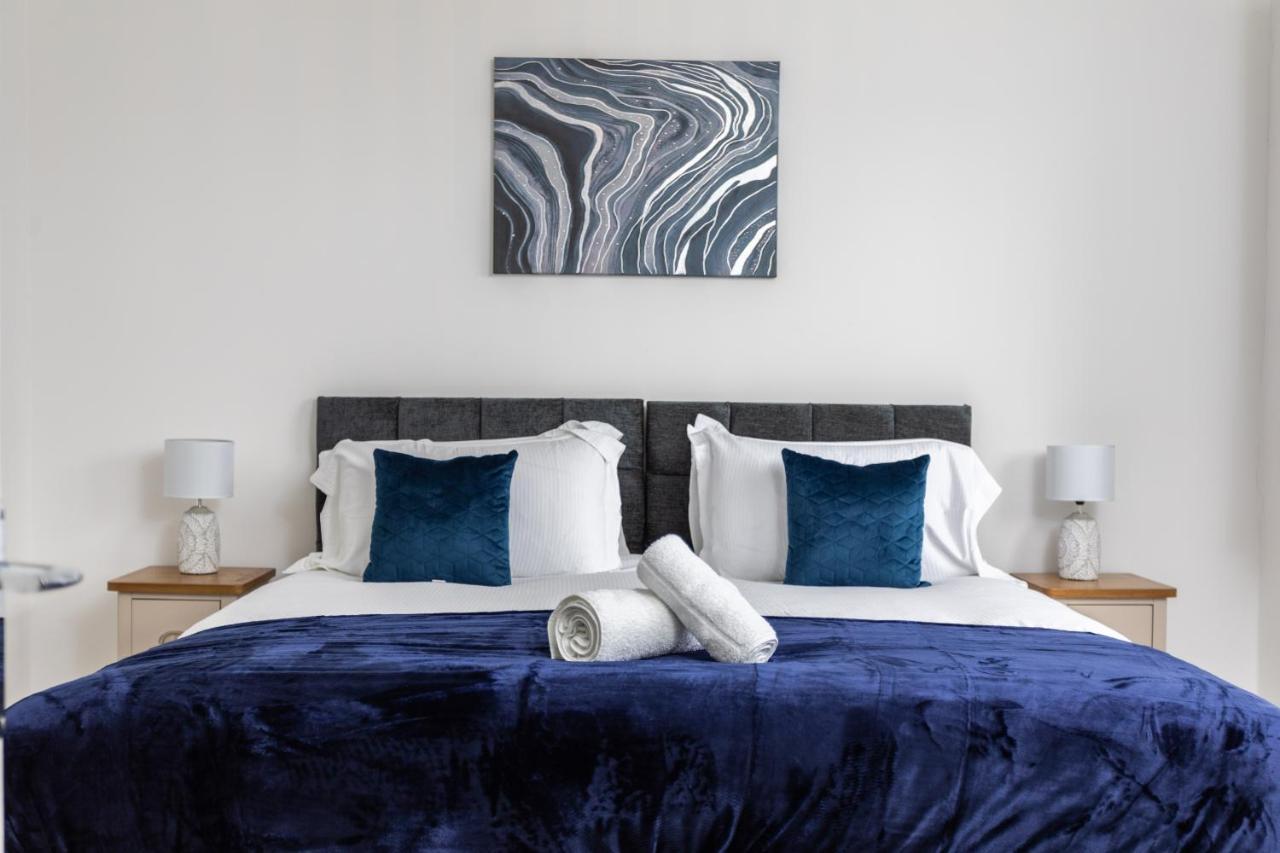 Maunsell House - Lovely Central Home Near Designer Outlets & Town With Parking 阿什弗德 外观 照片